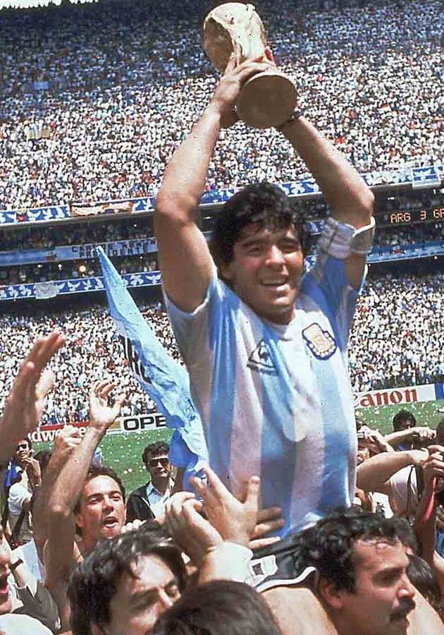 CAMISAS RETRO | Unas Joyas Cargadas en Cuanto a Estilo y Legado. maradona world cup mexico 86